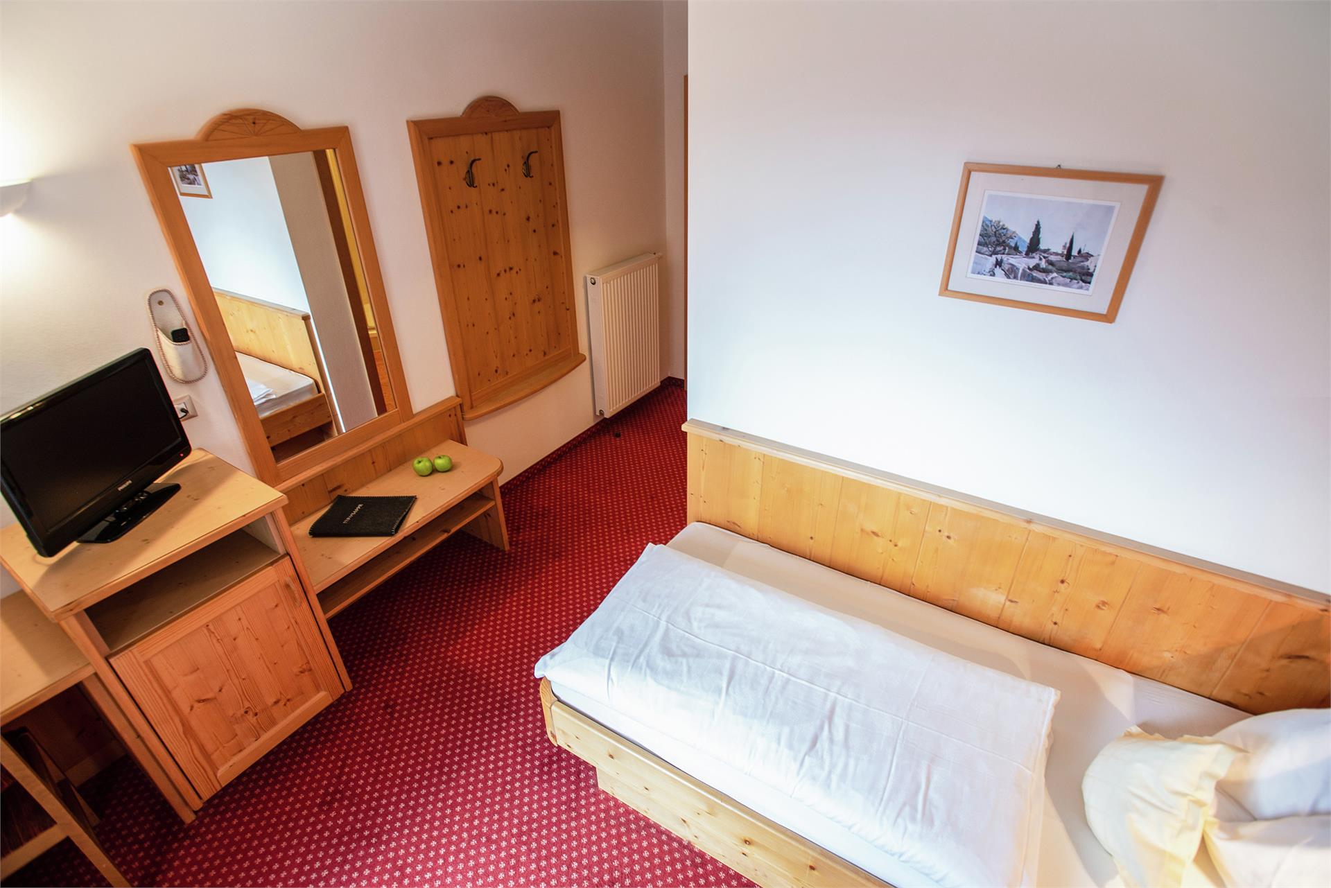 11ec1d6a5bfb4ee4be342a197ed4e996