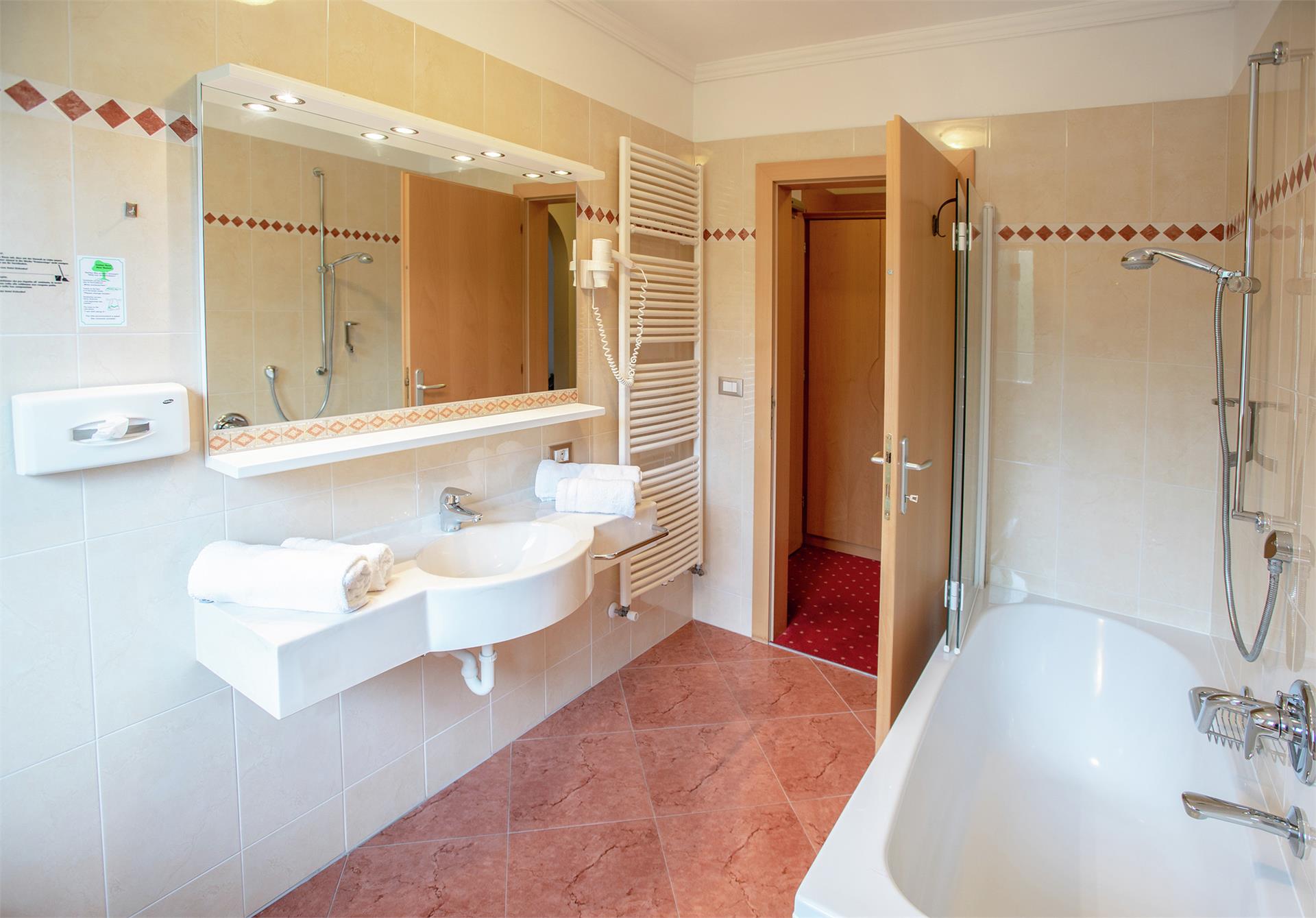 94a7f21127c9421ea87c02147946958b