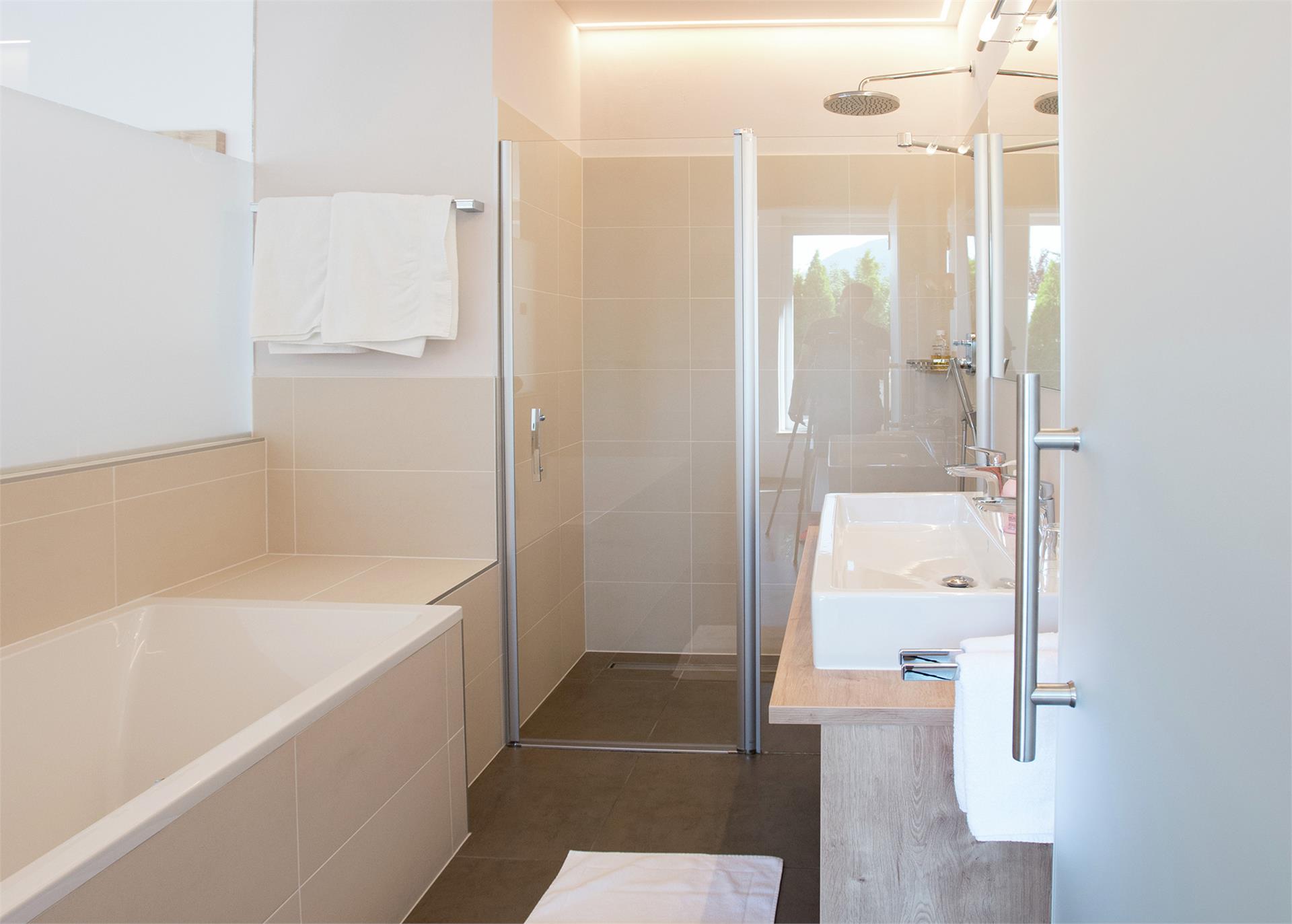 e3435cea859e4dd2bc1546b2f3d2bde6