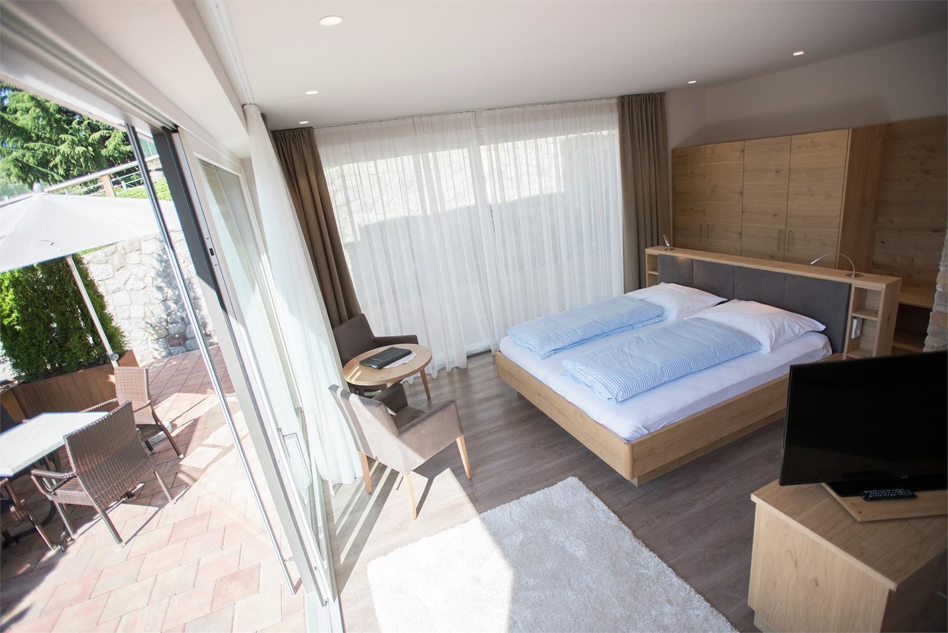 958b249e7bf94689afb47bf825bd9c8f