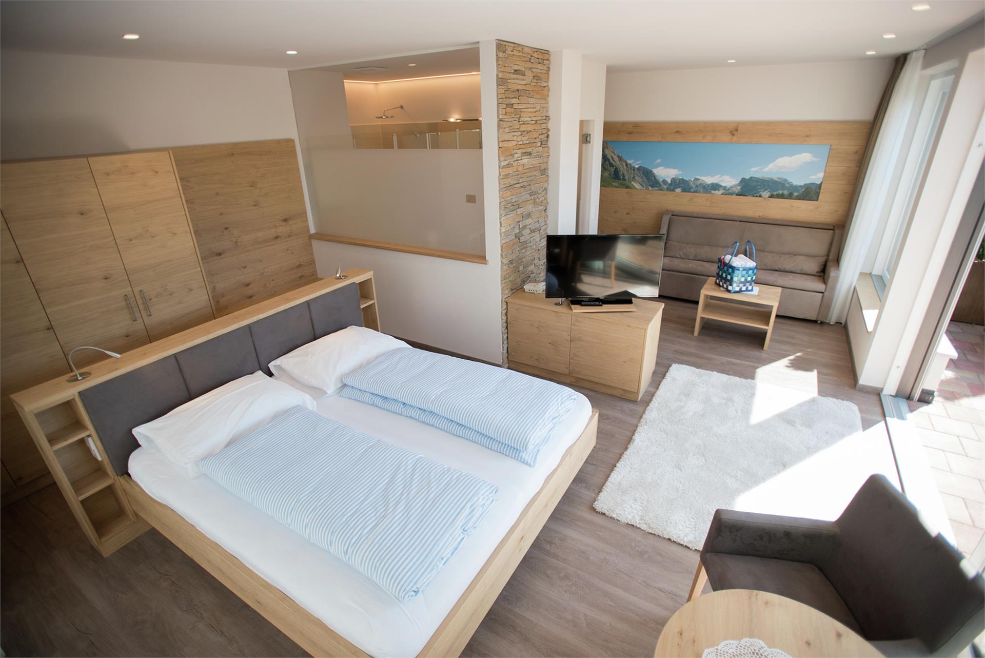 6d8ae7fd9544445e8a624d36cd35dd3d