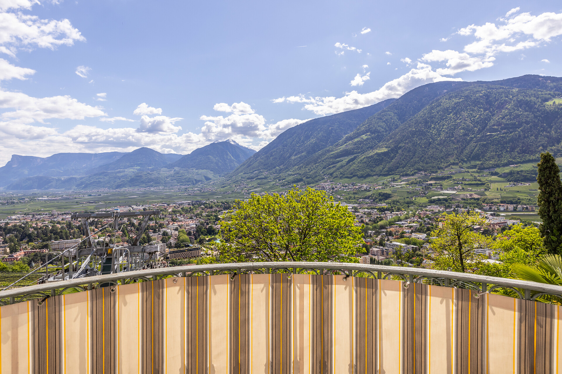 D7F29C9877D6C5F88A91D357AD205C06