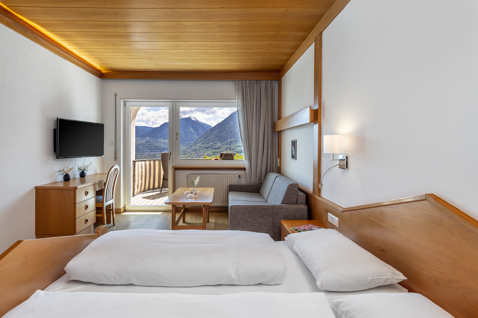 7C209E738ED439B3C174B754B76513C8