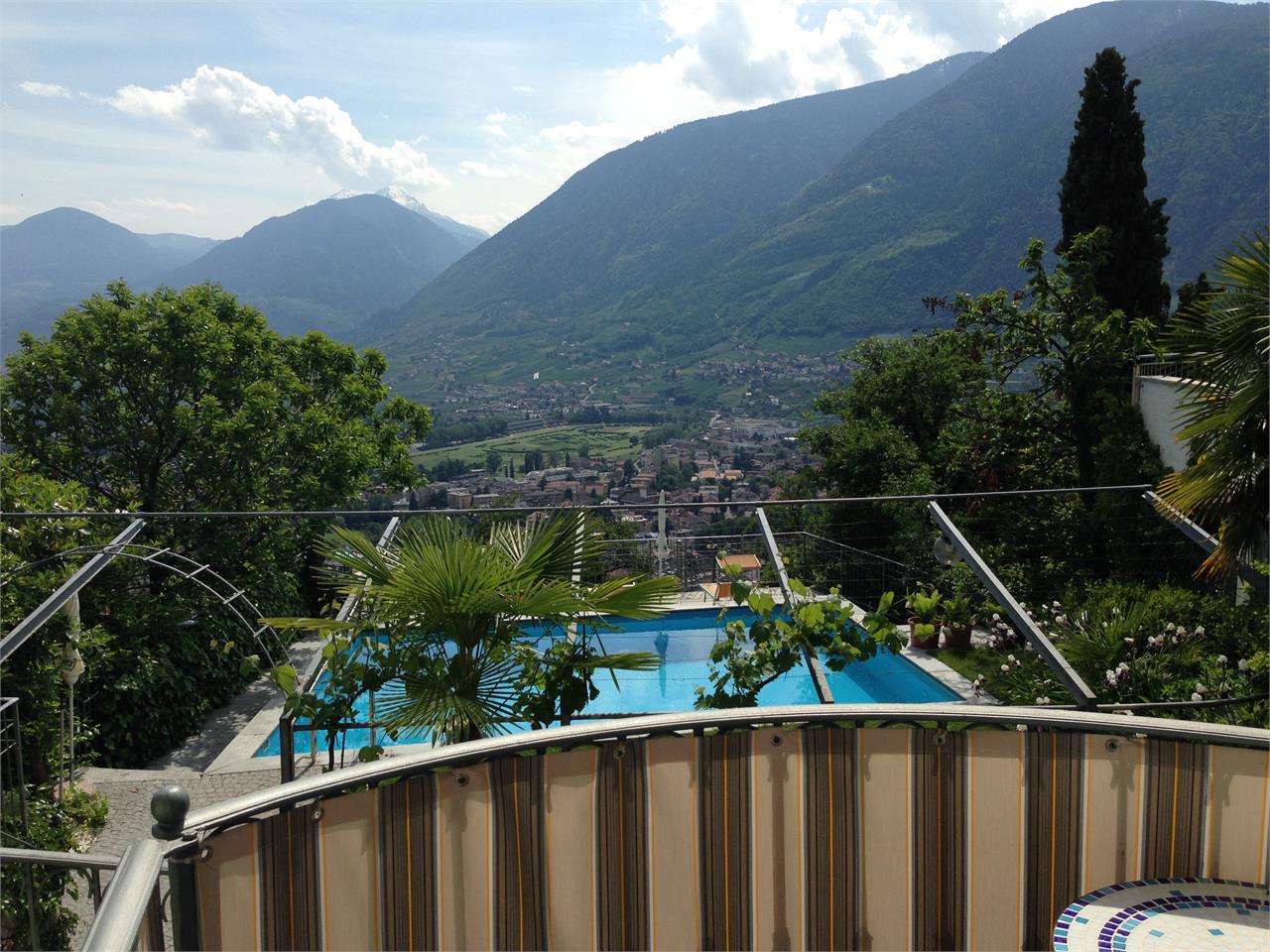 Aussicht Zimmer im Parterre Typ B mit Terrasse ce1bf5107727be1794cca4cbc240811c