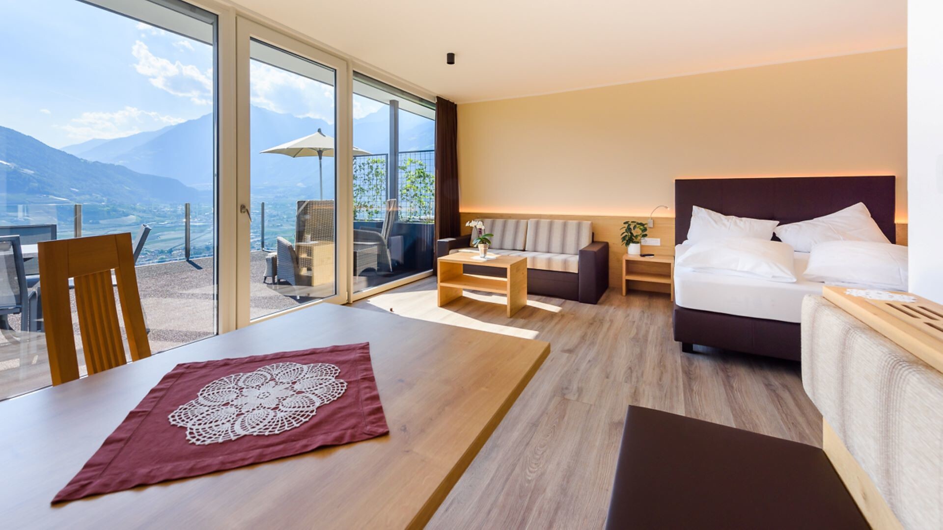 E74D11262FA62942412A11F9B36C1F91