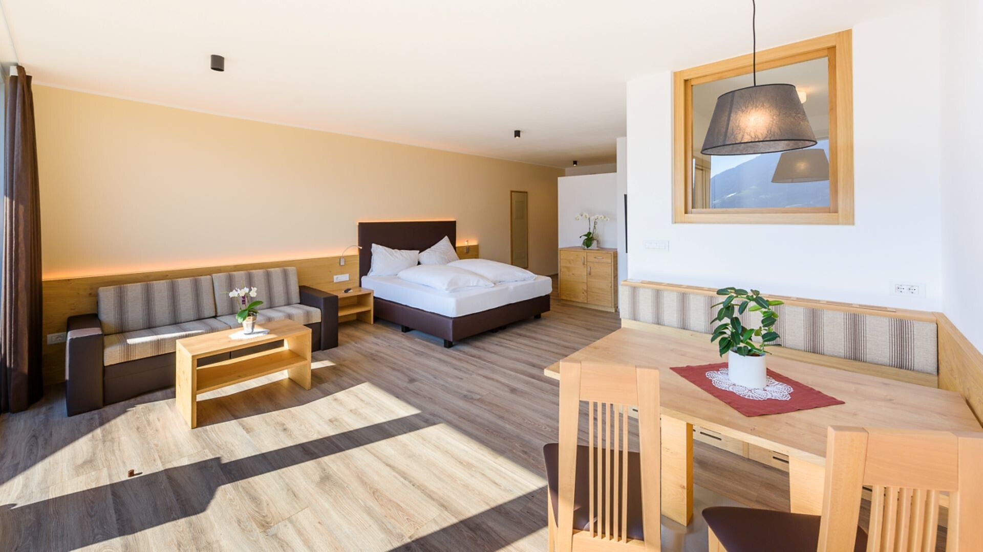 C571807C01634FF082438C3E5BB976F2