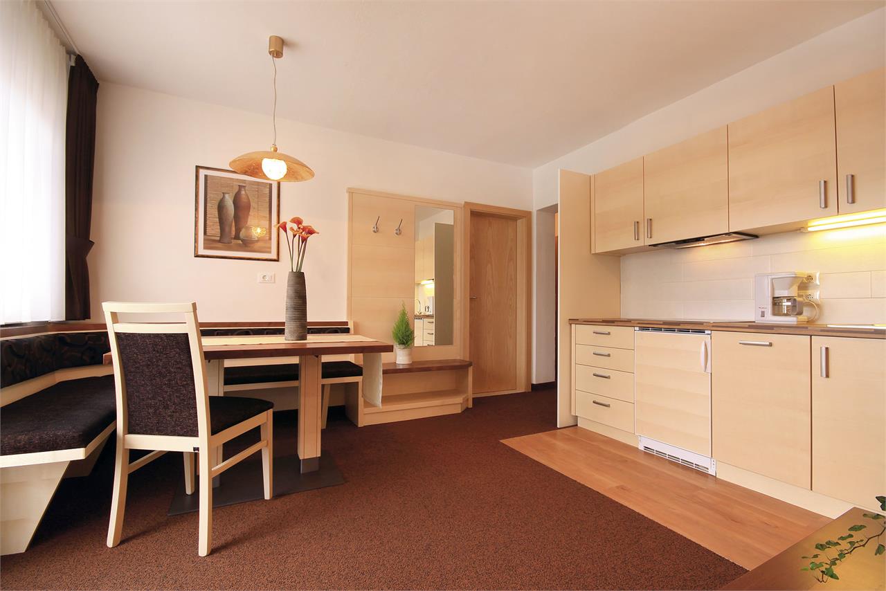 3 Raum Appartement Typ E2 mit Süd und Nordbalkon 43f82c4c946ead4cb4dc85cdf62a6585